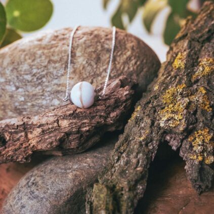 Collier Rose méché